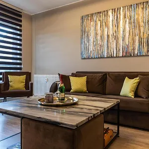 https://luxuswohnung-mit-tiefgarage-in-nhe-messe-bmw-porsche.bestleipzighotels.com
